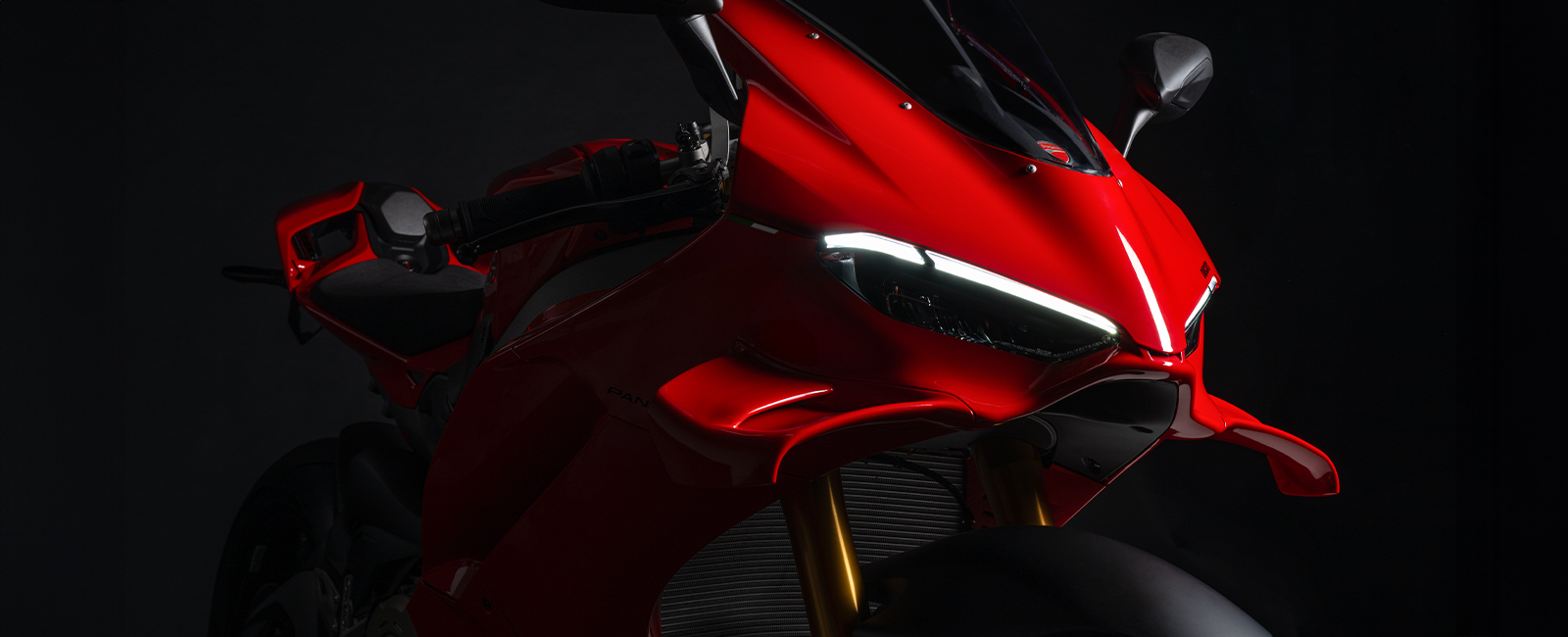 Ducati Panigale V4 S superbike